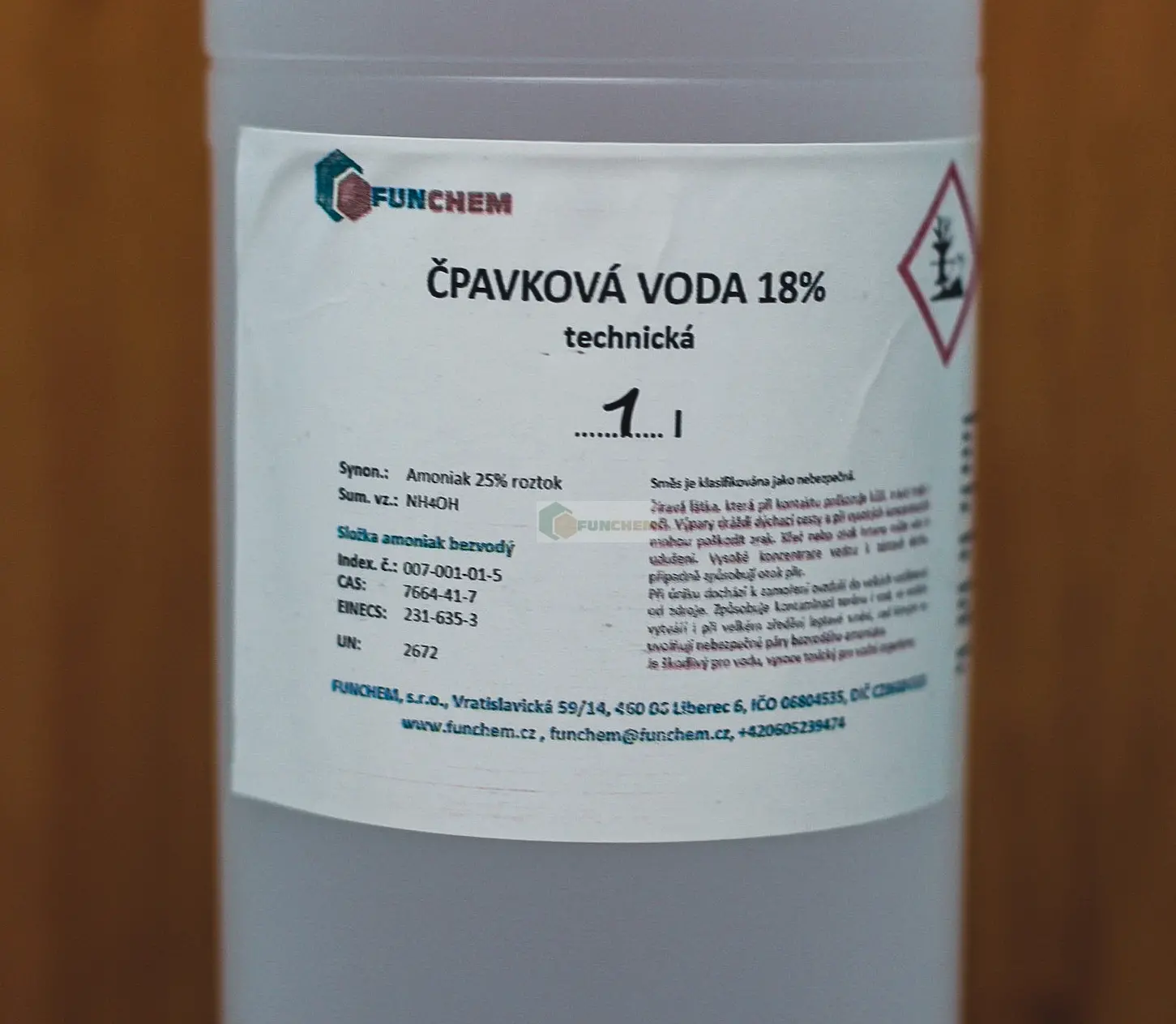 Čpavková voda technická 18%